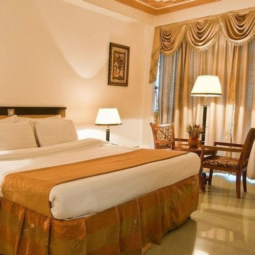 Hotel Sojovalo 坎帕拉 外观 照片